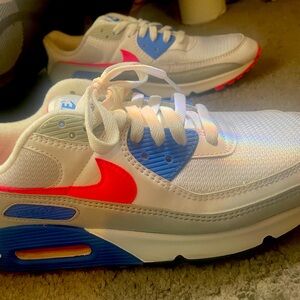 Nike Air Maxes women’s size 11.5